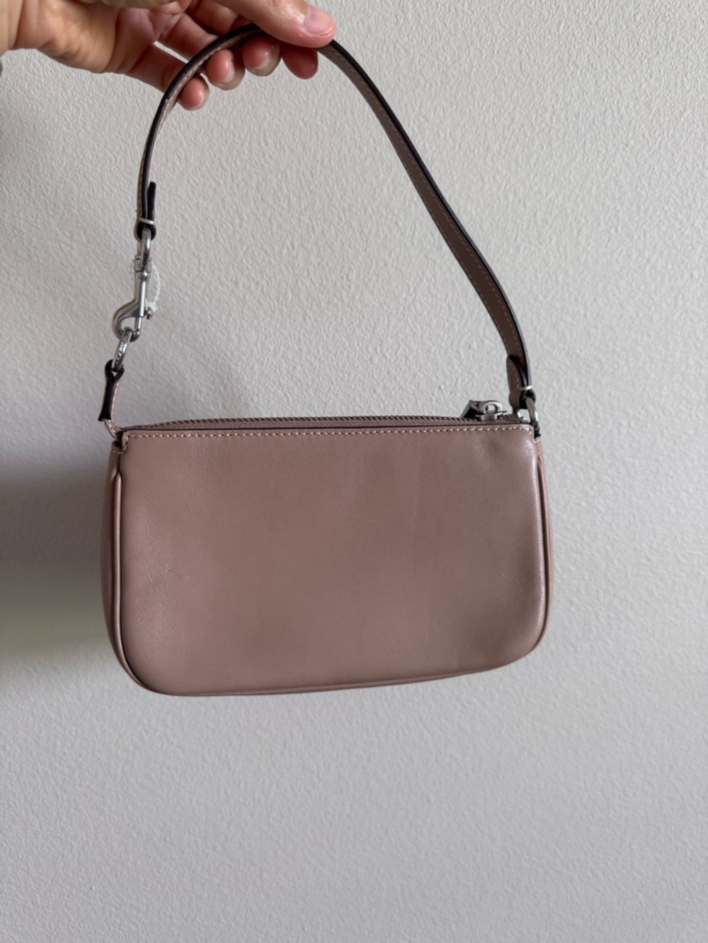 Coach NOLITA 19 minimalist leather hand bag - Picture 4 of 11